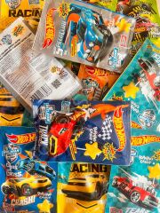 Hot Wheels Çilek Aromalı Patlayan Şekerli Lolipop 12 gr 16 Adet